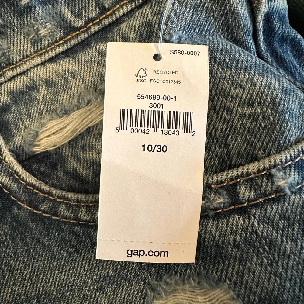 Gap | Distressed Cheeky Jeans - Picture 2 of 4